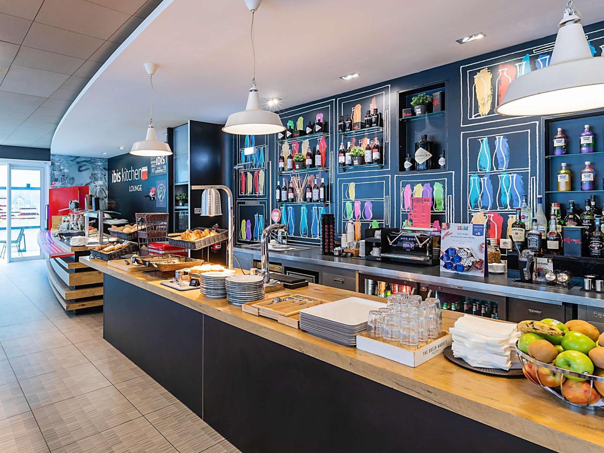 ไอบิส ลิสบัว ปาร์เก ดาส นาซอยส์ Hotel ลิสบอน ภายนอก รูปภาพ