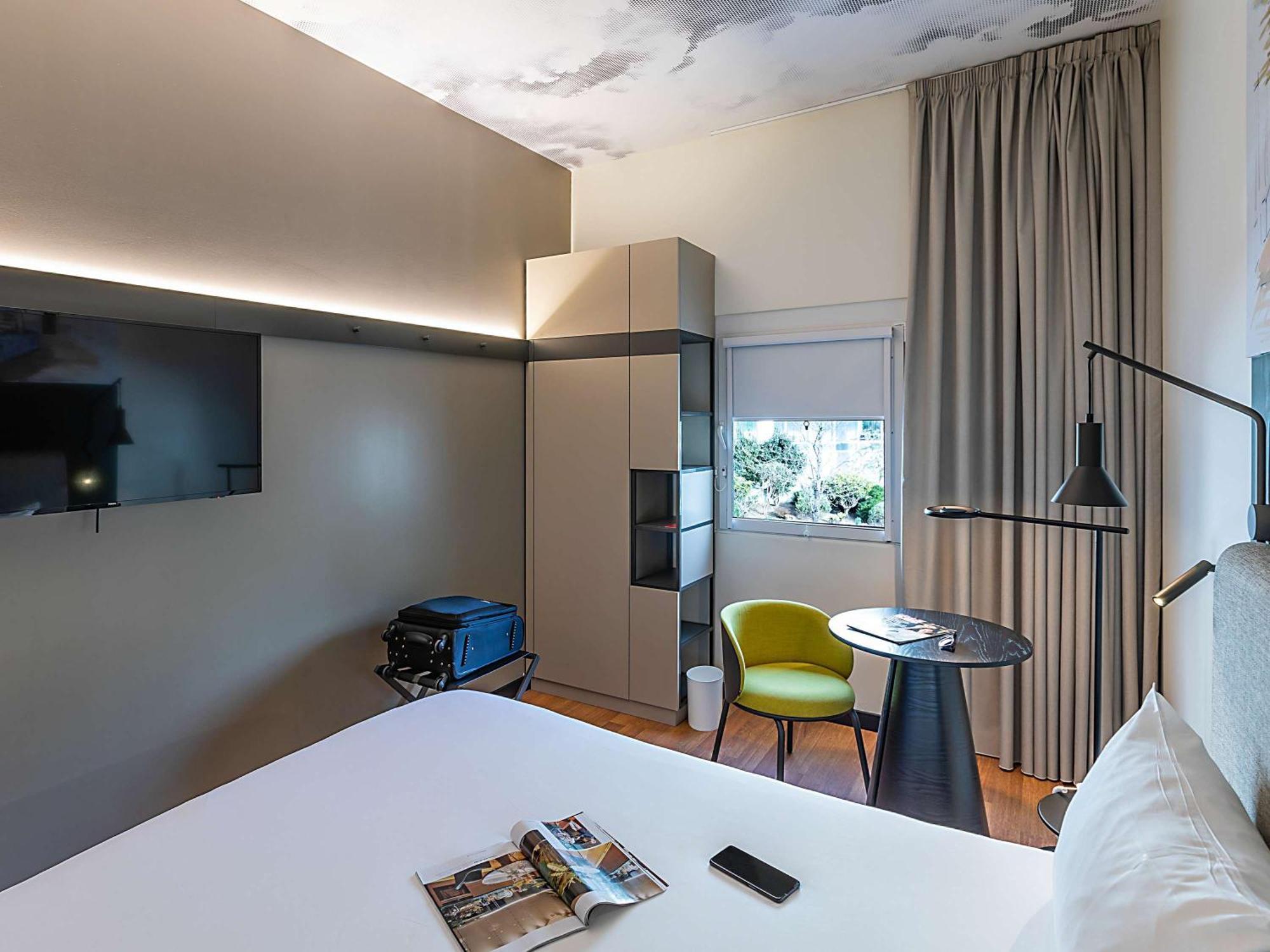 ไอบิส ลิสบัว ปาร์เก ดาส นาซอยส์ Hotel ลิสบอน ภายนอก รูปภาพ