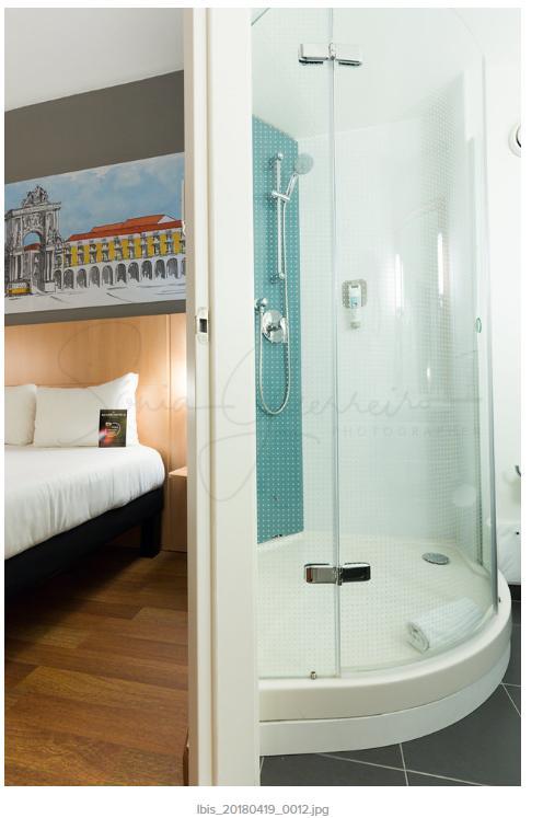 ไอบิส ลิสบัว ปาร์เก ดาส นาซอยส์ Hotel ลิสบอน ภายนอก รูปภาพ